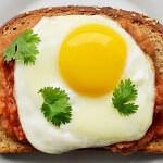 Рецепт Фасолевые бутерброды с сальсой и яйцом