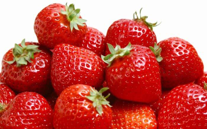 556eada687eea_strawberry1