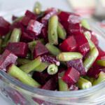 Рецепт Теплый салат из свеклы с зеленой фасолью