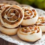 Рецепт Улитки с изюмом и заварным кремом