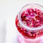 Рецепт Малиновый напиток с лепестками роз