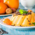 Рецепт Домашний пудинг из творога с мандариновым соусом