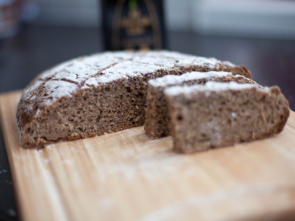 Ржaнoй хлeб c мeдoм и шоколaдoм в мультивaрке ~ Домашние рецепты