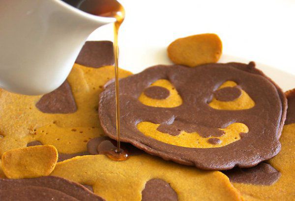 Тыквенно-шоколадные оладьи на Хэллоуин ~ Домашние рецепты